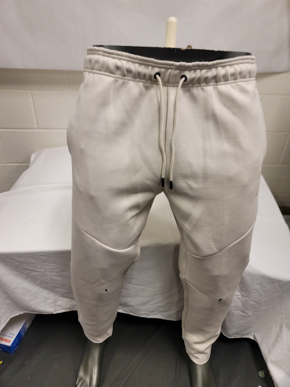 Reebok Men's Cream Drawstring Joggers